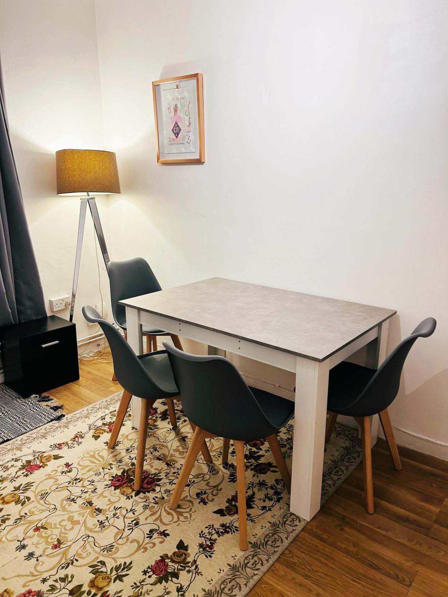 Spacious Flat With 2 To 3 Bedrooms In Central London Exterior photo